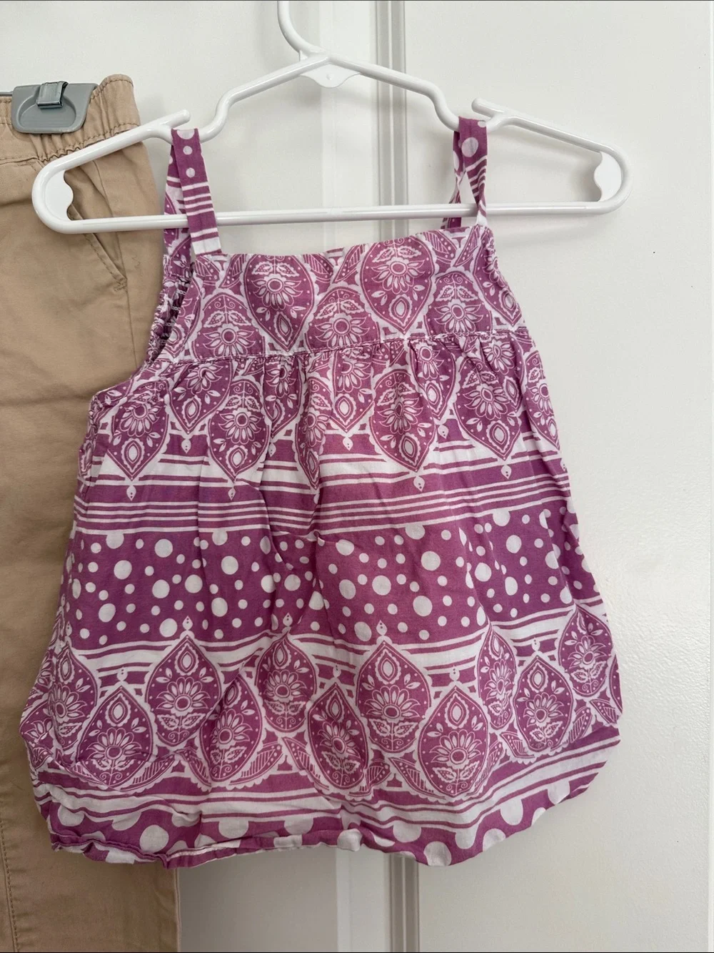 Old Navy Girls Toddler Tan Pull-On Pants and Two Tanks